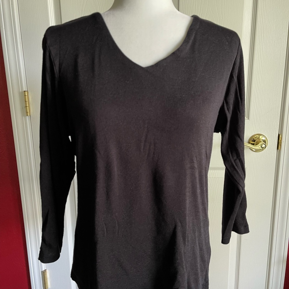 Roz & Ali Black Fitted 3/4 Sleeve Sweater